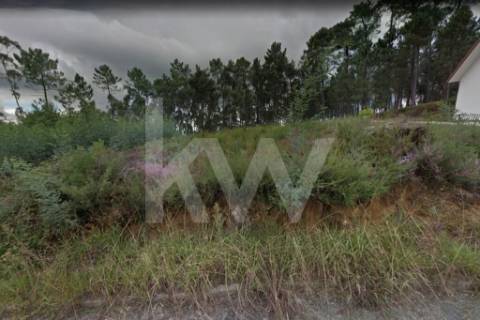 LOTE DE TERRENO URBANO PARA CONSTRUÇÃO COM 946 M2 EM VILAR (OLIVEIRA DE AZEMÉIS)
