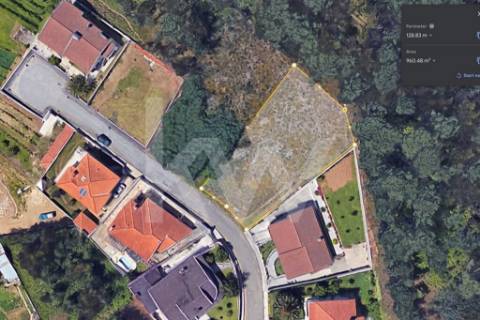 LOTE DE TERRENO URBANO PARA CONSTRUÇÃO COM 946 M2 EM VILAR (OLIVEIRA DE AZEMÉIS)