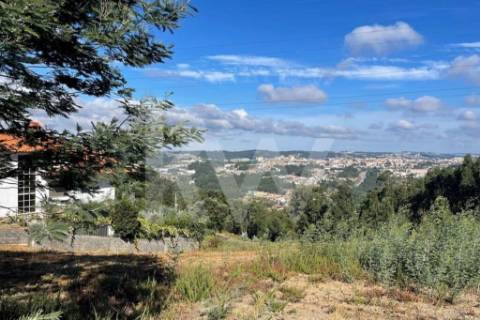 LOTE TERRENO URBANO COM 600 M2 LOCALIZADO EM MACINHATA DA SEIXA (OLIVEIRA DE AZEMÉIS)