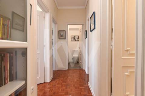 T4 totalmente remodelado em 2022 com vistas deslumbrantes nas torres do Restelo