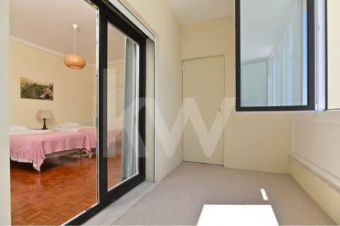 T4 totalmente remodelado em 2022 com vistas deslumbrantes nas torres do Restelo