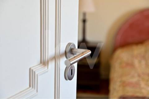 T4 totalmente remodelado em 2022 com vistas deslumbrantes nas torres do Restelo