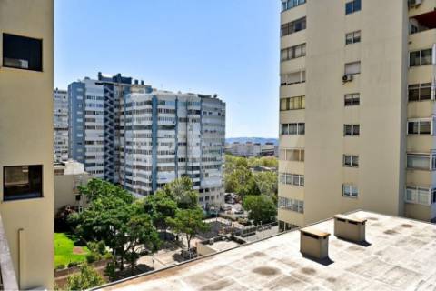 T4 totalmente remodelado em 2022 com vistas deslumbrantes nas torres do Restelo