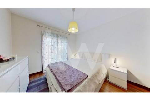 Fantástico T4 de 208 m2, com duas suites  e dois lugares de estacionamento em Paranhos!!!