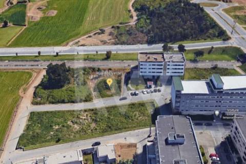 Lote para Construção de Edifício Habitacional, Zona de ARU