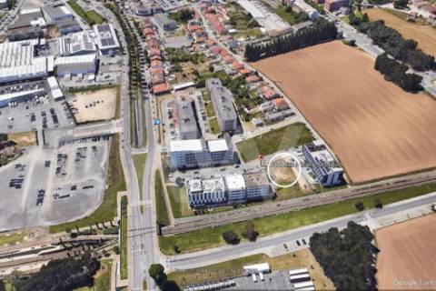 Lote para Construção de Edifício Habitacional, Zona de ARU