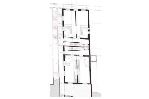 PRÉDIOS EM PROPRIEDADE TOTAL, PARA CONVERSÃO EM 10 APARTAMENTOS T1 (VILA NOVA DE GAIA)