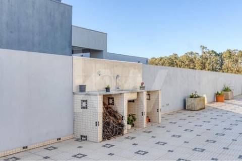 Moradia térrea T4 com 3 suites em Vilar do Pinheiro, Vila do Conde