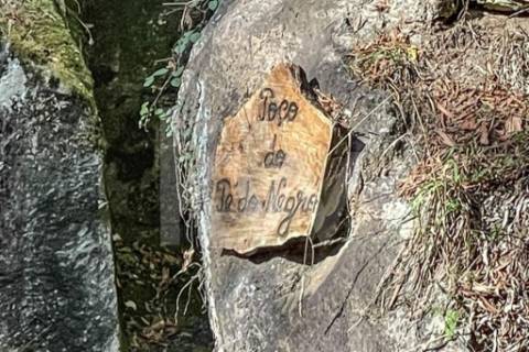 Moradia T3 em quinta c/8960m2, vários anexos e vistas deslumbrantes sobre a Serra da Labruja.