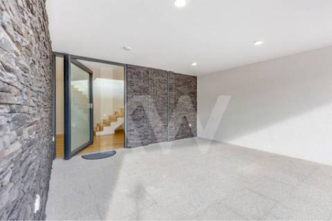 MORADIA 4 QUARTOS, PREMIUM, NA PRAIA DA MADALENA, EM VILA NOVA DE GAIA