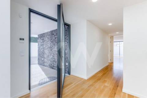 MORADIA 4 QUARTOS, PREMIUM, NA PRAIA DA MADALENA, EM VILA NOVA DE GAIA