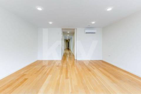 MORADIA 4 QUARTOS, PREMIUM, NA PRAIA DA MADALENA, EM VILA NOVA DE GAIA