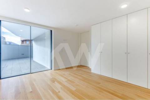 MORADIA 4 QUARTOS, PREMIUM, NA PRAIA DA MADALENA, EM VILA NOVA DE GAIA