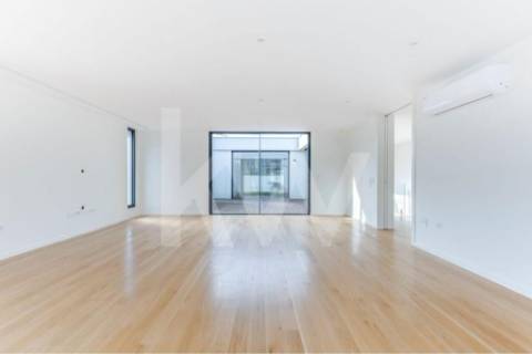 MORADIA 4 QUARTOS, PREMIUM, NA PRAIA DA MADALENA, EM VILA NOVA DE GAIA