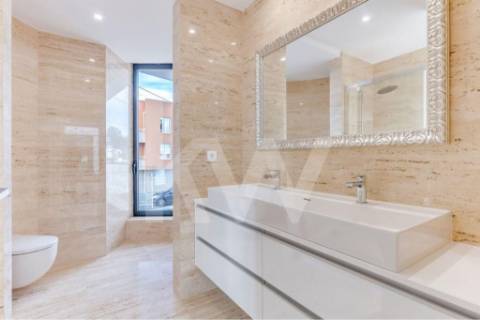 MORADIA 4 QUARTOS, PREMIUM, NA PRAIA DA MADALENA, EM VILA NOVA DE GAIA