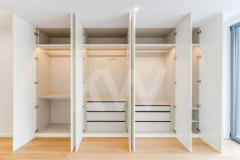 MORADIA 4 QUARTOS, PREMIUM, NA PRAIA DA MADALENA, EM VILA NOVA DE GAIA