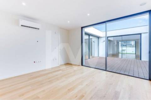 MORADIA 4 QUARTOS, PREMIUM, NA PRAIA DA MADALENA, EM VILA NOVA DE GAIA