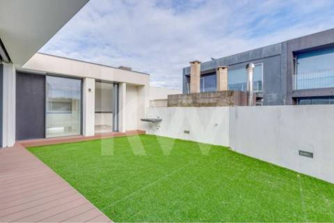 MORADIA 4 QUARTOS, PREMIUM, NA PRAIA DA MADALENA, EM VILA NOVA DE GAIA