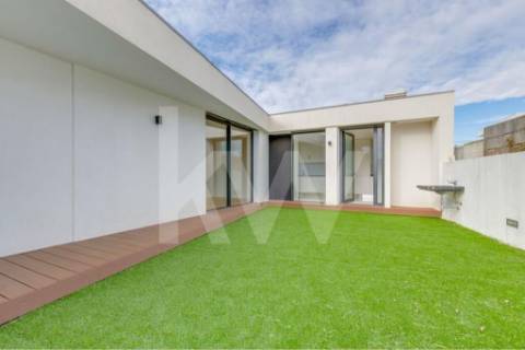 MORADIA 4 QUARTOS, PREMIUM, NA PRAIA DA MADALENA, EM VILA NOVA DE GAIA