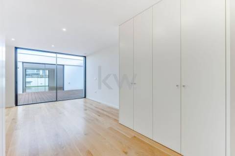 MORADIA 4 QUARTOS, PREMIUM, NA PRAIA DA MADALENA, EM VILA NOVA DE GAIA