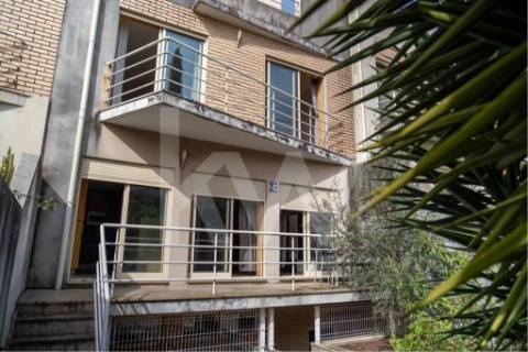 Moradia T4+1 à Efanor com licença de AL