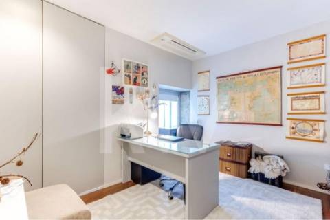 Moradia V4 na Foz, excelente, próximo do rio Douro