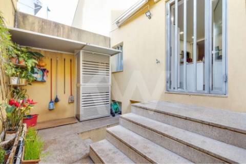 Moradia V4 na Foz, excelente, próximo do rio Douro