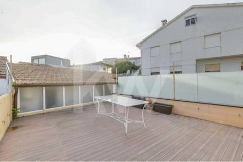 Moradia V4 na Foz, excelente, próximo do rio Douro