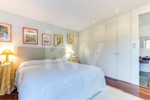 Moradia V4 na Foz, excelente, próximo do rio Douro