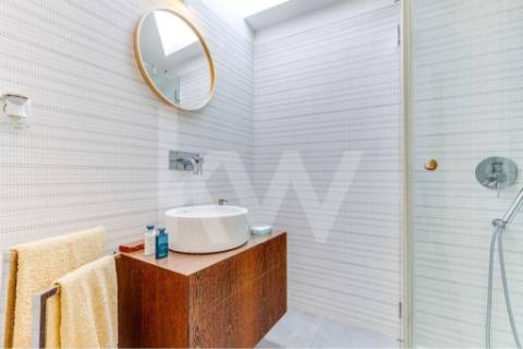 Moradia V4 na Foz, excelente, próximo do rio Douro