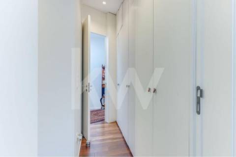 Moradia V4 na Foz, excelente, próximo do rio Douro