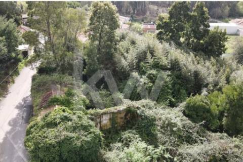 Terreno para construção em LOUROSA para 16 moradias unifamiliares