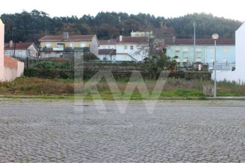 Lote de Terreno para Construção em Darque