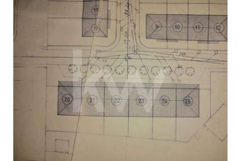 Lote de Terreno para Construção em Darque