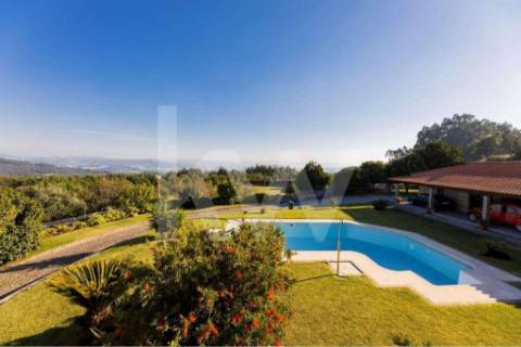 Quinta para turismo rural, eventos e produção de vinho em Guimarães