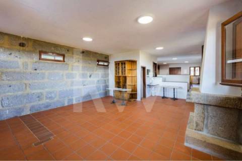 Quinta para turismo rural, eventos e produção de vinho em Guimarães