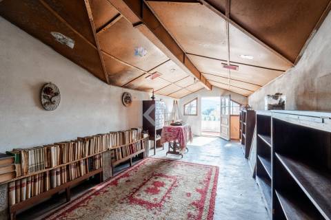 MORADIA T4+1 NO CENTRO DA CIDADE DE OLIVEIRA DE AZEMÉIS