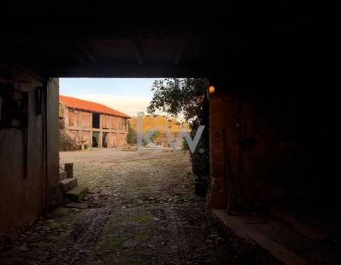Quinta de Charme para venda - Perfeita para reabilitar e investir