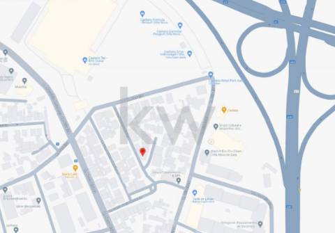 MORADIA GEMINADA T4 de 3 frentes – Garagem 1 carro – Logradouro e jardim - Madalena (à Baviera)