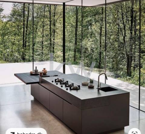 FANTÁSTICO LOTE PARA CONSTRUÇÃO COM 1.100 M2 EM ESPINHO