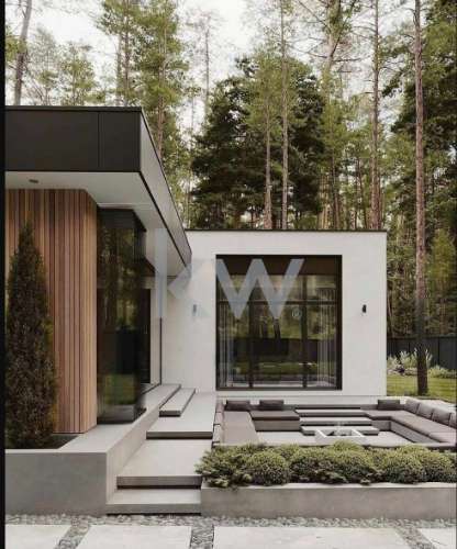 FANTÁSTICO LOTE PARA CONSTRUÇÃO COM 1.100 M2 EM ESPINHO