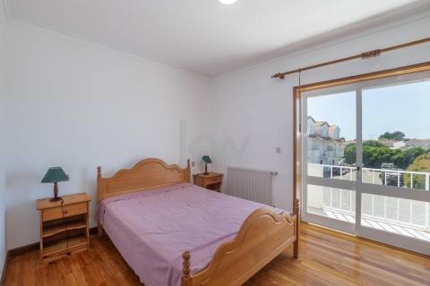 Moradia em Banda T4+1 em Moledo do Minho