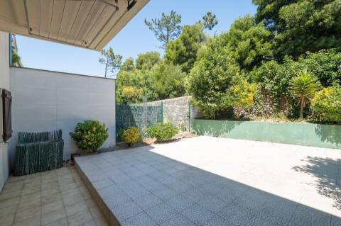 Moradia em Banda T4+1 em Moledo do Minho