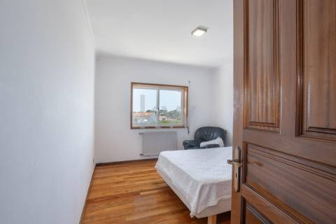 Moradia em Banda T4+1 em Moledo do Minho