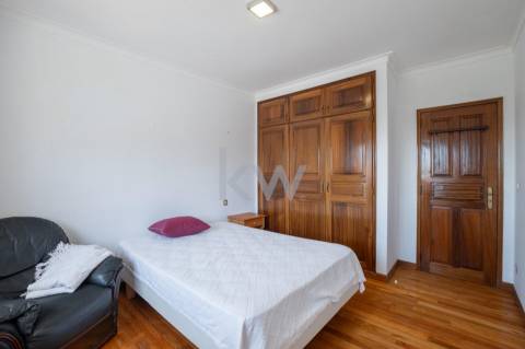 Moradia em Banda T4+1 em Moledo do Minho