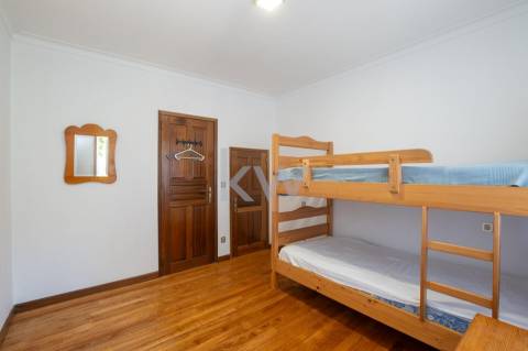 Moradia em Banda T4+1 em Moledo do Minho