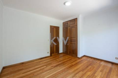 Moradia em Banda T4+1 em Moledo do Minho