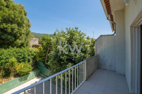 Moradia em Banda T4+1 em Moledo do Minho