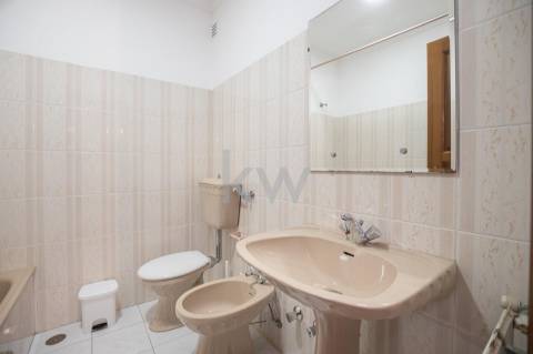 Moradia em Banda T4+1 em Moledo do Minho