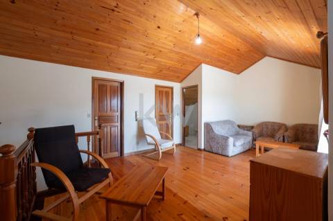 Moradia em Banda T4+1 em Moledo do Minho